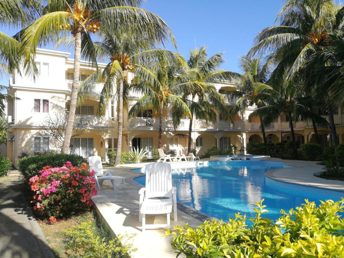 Le Palmier Holidays Flic-en-Flacq Exteriör bild